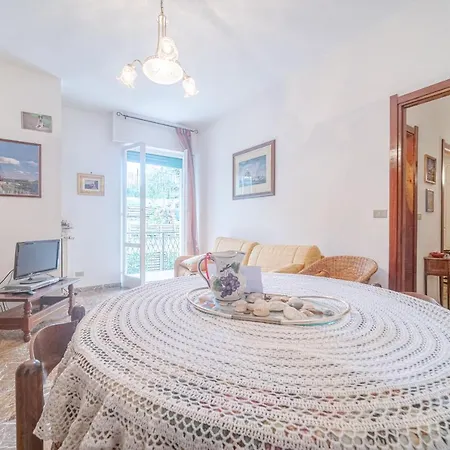 Apartamento Guesthost - Rapallo Bellavista Vintage Flat *