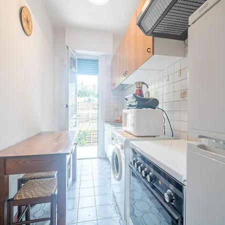 Guesthost - Rapallo Bellavista Vintage Flat Apartamento Rapallo